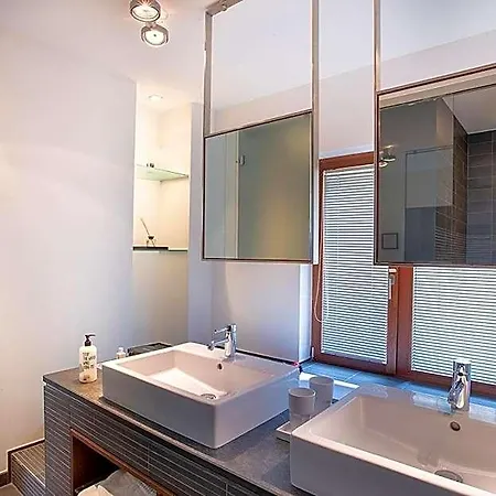 Otel Becker's & Restaurant 4*