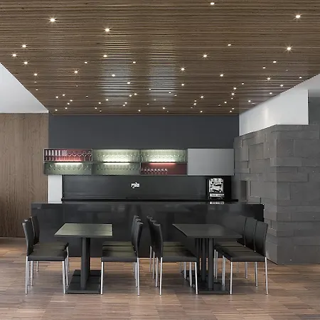 Отель Becker's & Restaurant