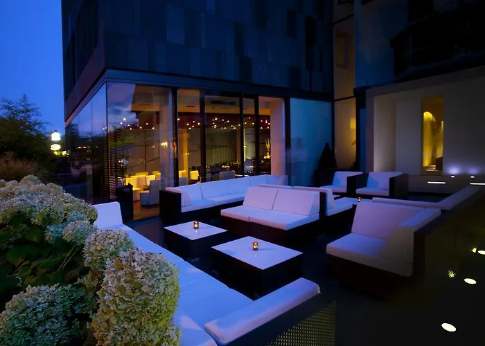 Becker's & Restaurant Ξενοδοχείο Τρίερ