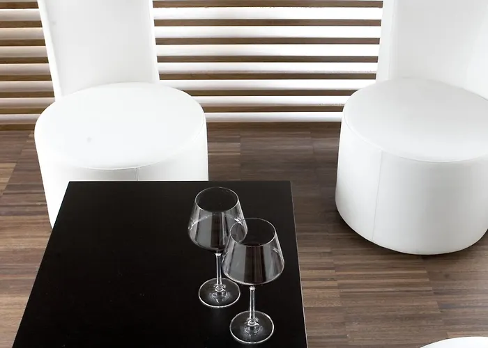 Becker's & Restaurant Отель 4*