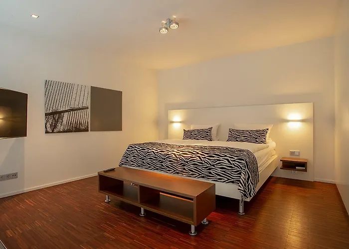 Becker's & Restaurant Hotel 4*