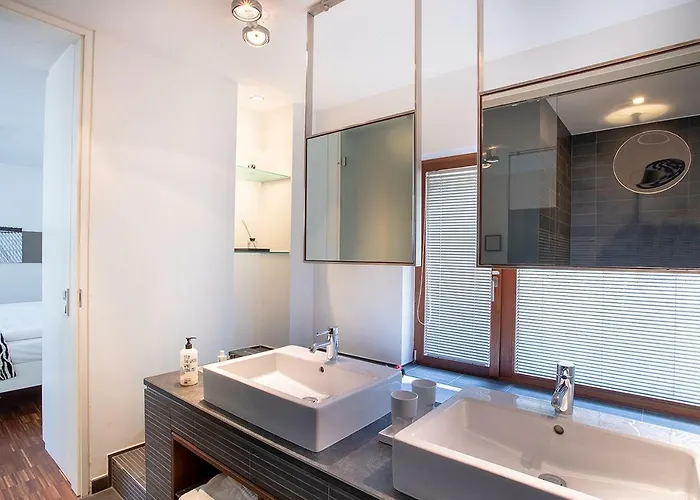 Отель Becker's & Restaurant